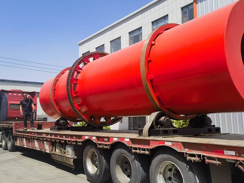 羊口工業(yè)鹽轉(zhuǎn)筒烘干機(jī)發(fā)貨現(xiàn)場(chǎng)