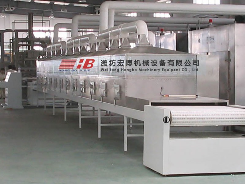 葫蘆島網(wǎng)帶烘干機(jī)安裝完成